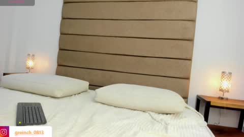 Snapshot of sally_rosses chatting on 02-17-25, 02:37 sally rosses online show from 02-17-25, 02:37