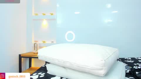 Snapshot of sally_rosses chatting on 02-24-25, 06:36 sally rosses online show from 02-24-25, 06:36