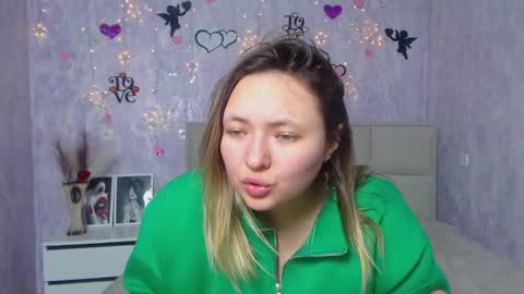 Snapshot of sallyverda chatting on 02-24-25, 06:47 Sally online show from 02-24-25, 06:47