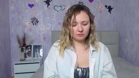 Snapshot of sallyverda chatting on 02-27-25, 04:41 Sally online show from 02-27-25, 04:41