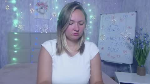 Snapshot of sallyverda chatting on 10-03-25, 06:16 Sally online show from 10-03-25, 06:16