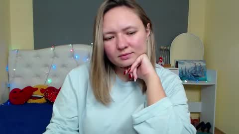 Snapshot of sallyverda chatting on 12-03-25, 07:01 Sally online show from 12-03-25, 07:01