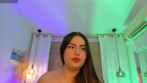 Snapshot of salmaacute chatting on 04-18-26, 12:42 Salma online show from 04-18-26, 12:42