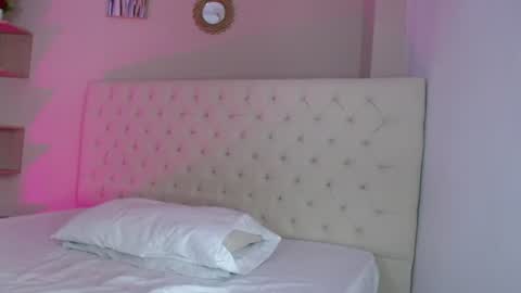 Snapshot of salome__2002 chatting on 06-13-26, 12:14 salome__2002 online show from 06-13-26, 12:14