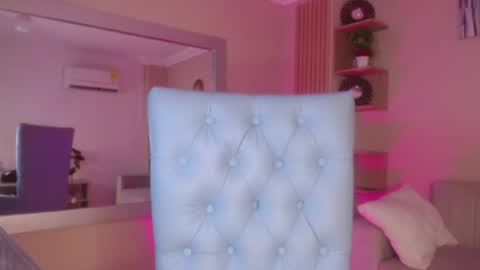 Snapshot of salome__2002 chatting on 07-13-26, 01:14 salome__2002 online show from 07-13-26, 01:14