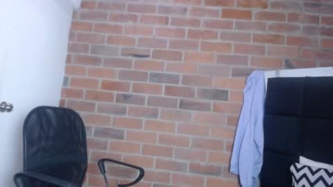 Snapshot of salome__palmer chatting on 01-16-25, 09:30 online show from 01-16-25, 09:30