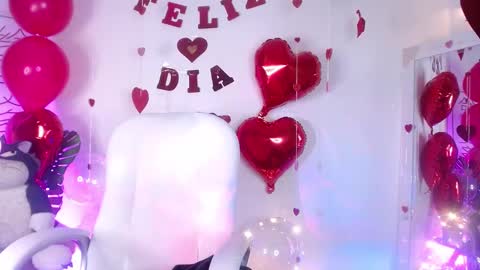 salome_drasin online show from 02-18-25, 08:49