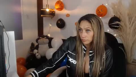 salome_drasin online show from 10-31-25, 08:54