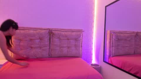 Salome Rose online show from 11-29-25, 12:02