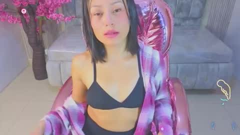 Salome  online show from 11-29-25, 01:36