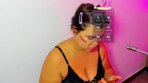 Salome online show from 05-17-26, 03:59