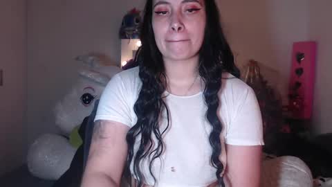 yenny online show from 12-24-24, 04:22