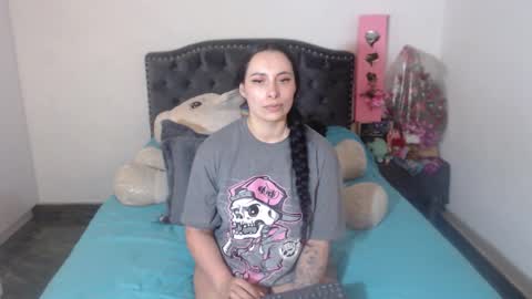 yenny online show from 10-11-25, 04:33