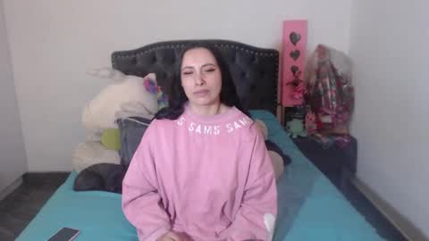 yenny online show from 11-24-25, 04:12