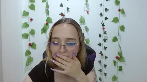 Snapshot of salomemorganx chatting on 03-10-26, 02:38 SALOME MORGAN online show from 03-10-26, 02:38