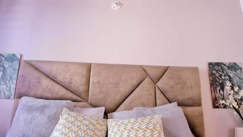 Salome online show from 01-15-25, 05:47