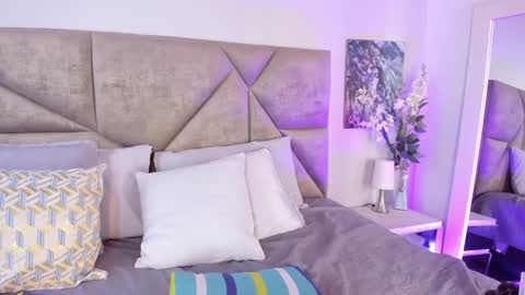 Salome online show from 01-29-25, 08:14