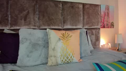 Salome online show from 02-17-25, 12:38