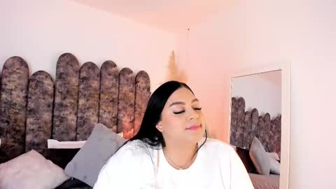 Salome online show from 09-15-25, 10:43