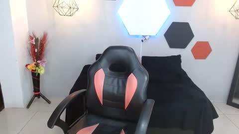 martina online show from 01-11-25, 06:56