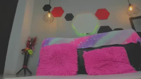 martina online show from 09-28-25, 03:45