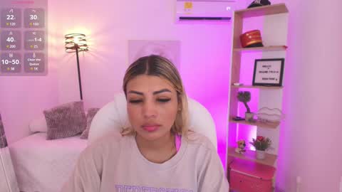 Snapshot of saloomee__ chatting on 02-10-25, 11:57 SALOME online show from 02-10-25, 11:57