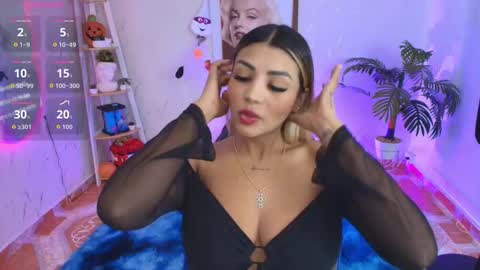 Snapshot of saloomee__ chatting on 11-06-25, 06:42 SALOME online show from 11-06-25, 06:42