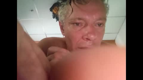 Snapshot of salsapaulus chatting on 02-17-26, 05:48 salsapaulus online show from 02-17-26, 05:48