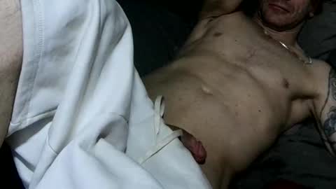 Snapshot of salsbigger chatting on 12-22-24, 03:55 Anthony Deniro online show from 12-22-24, 03:55