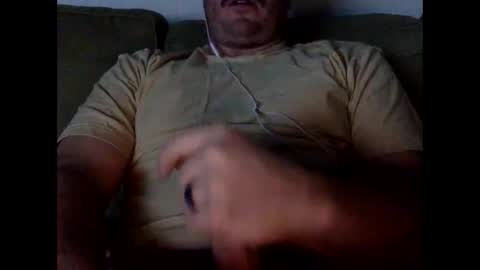 Snapshot of salty612 chatting on 02-23-25, 04:28 salty612 online show from 02-23-25, 04:28