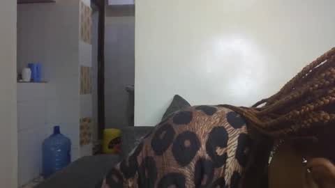 Snapshot of salty_surprise_ chatting on 12-01-24, 11:36 salty_surprise_ online show from 12-01-24, 11:36