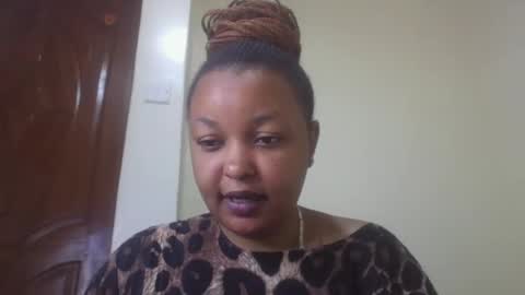 Snapshot of salty_surprise_ chatting on 02-18-25, 05:21 salty_surprise_ online show from 02-18-25, 05:21