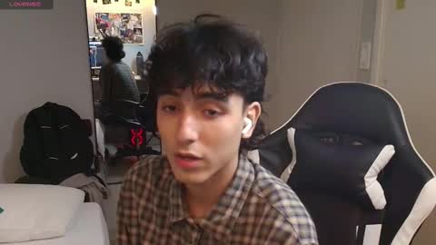 Snapshot of salvatore_montt chatting on 03-11-25, 04:32 salvatore_montt online show from 03-11-25, 04:32