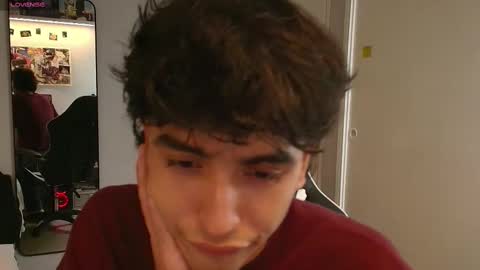 Snapshot of salvatore_montt chatting on 03-12-25, 07:35 salvatore_montt online show from 03-12-25, 07:35