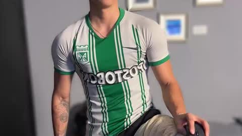 Salvatore online show from 03-01-26, 03:08