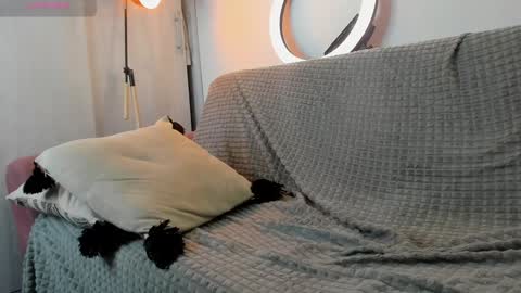 Esteban online show from 01-15-25, 01:23