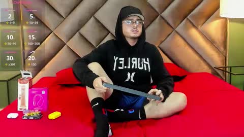 Snapshot of salvattore_muller chatting on 03-01-26, 09:28 Salvatore online show from 03-01-26, 09:28