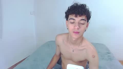 sam__cute online show from 10-01-25, 07:36