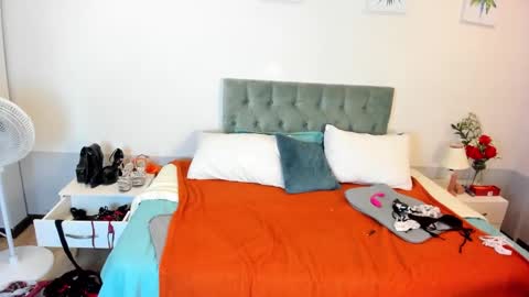 Sam and Molly online show from 02-13-25, 10:43