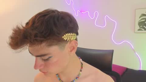 Sam Clark online show from 11-07-25, 03:17