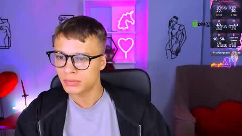 Sam online show from 09-23-25, 07:17