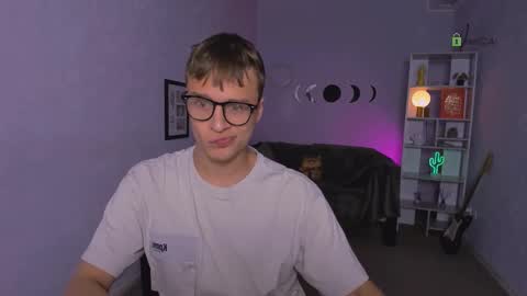 Sam online show from 10-16-25, 05:41