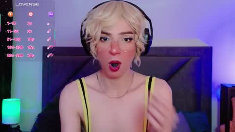 Sam online show from 03-08-26, 07:01