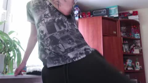 sam_skywalker online show from 04-17-26, 07:00