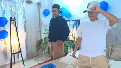 sam_tnt9 online show from 03-22-26, 04:27