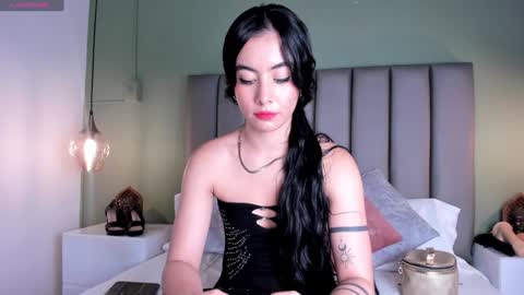 Snapshot of samaantharey chatting on 01-12-25, 05:22 Samantha online show from 01-12-25, 05:22