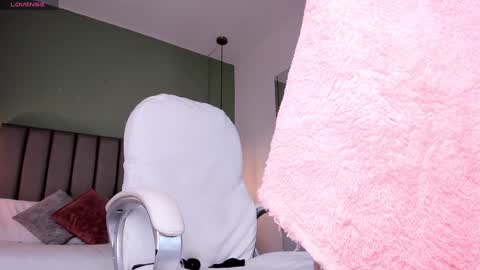 Snapshot of samaantharey chatting on 02-06-25, 03:09 Samantha online show from 02-06-25, 03:09