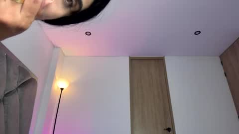 Snapshot of samaay_ chatting on 06-12-26, 03:27 samaay_ online show from 06-12-26, 03:27