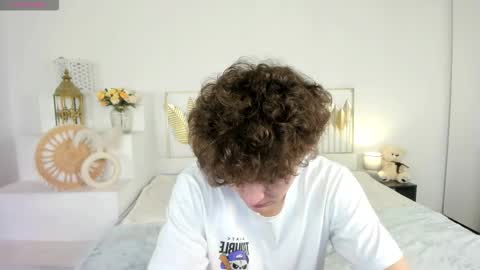 Sam online show from 10-10-25, 11:31