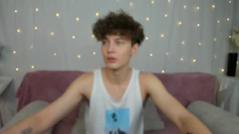 Sam online show from 10-19-25, 11:33